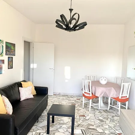 Station Flat58 Apartment